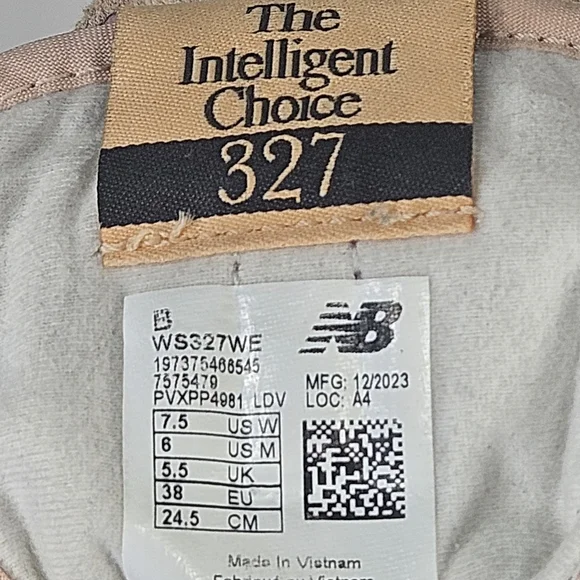 New Balance Women’s Sneakers in Mauve, Beige, Black. Size 7.5 - Picture 7 of 7